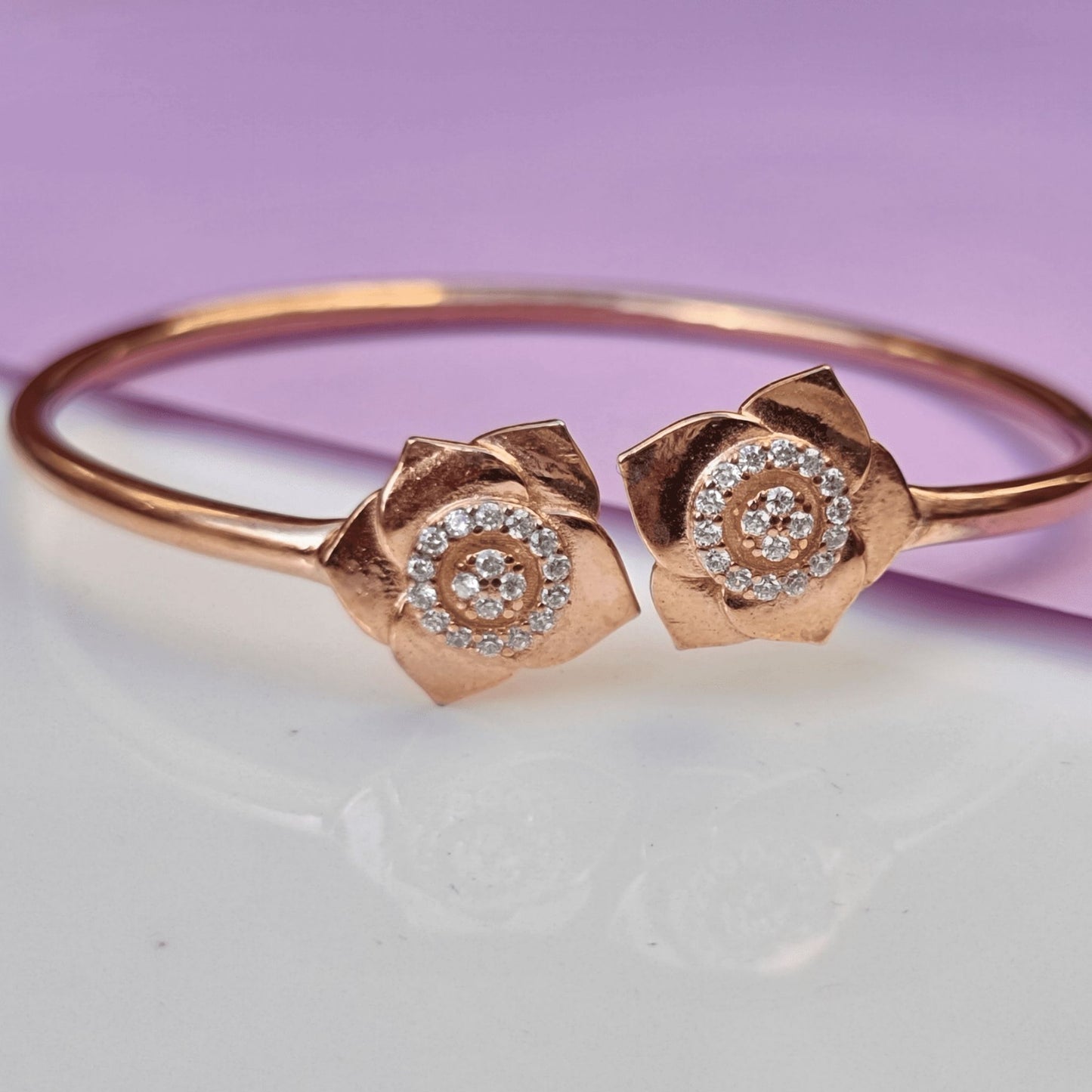 Rose Gold Dual Flower Bracelet