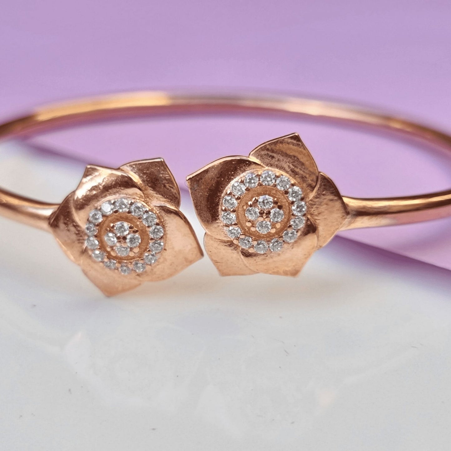 Rose Gold Dual Flower Bracelet