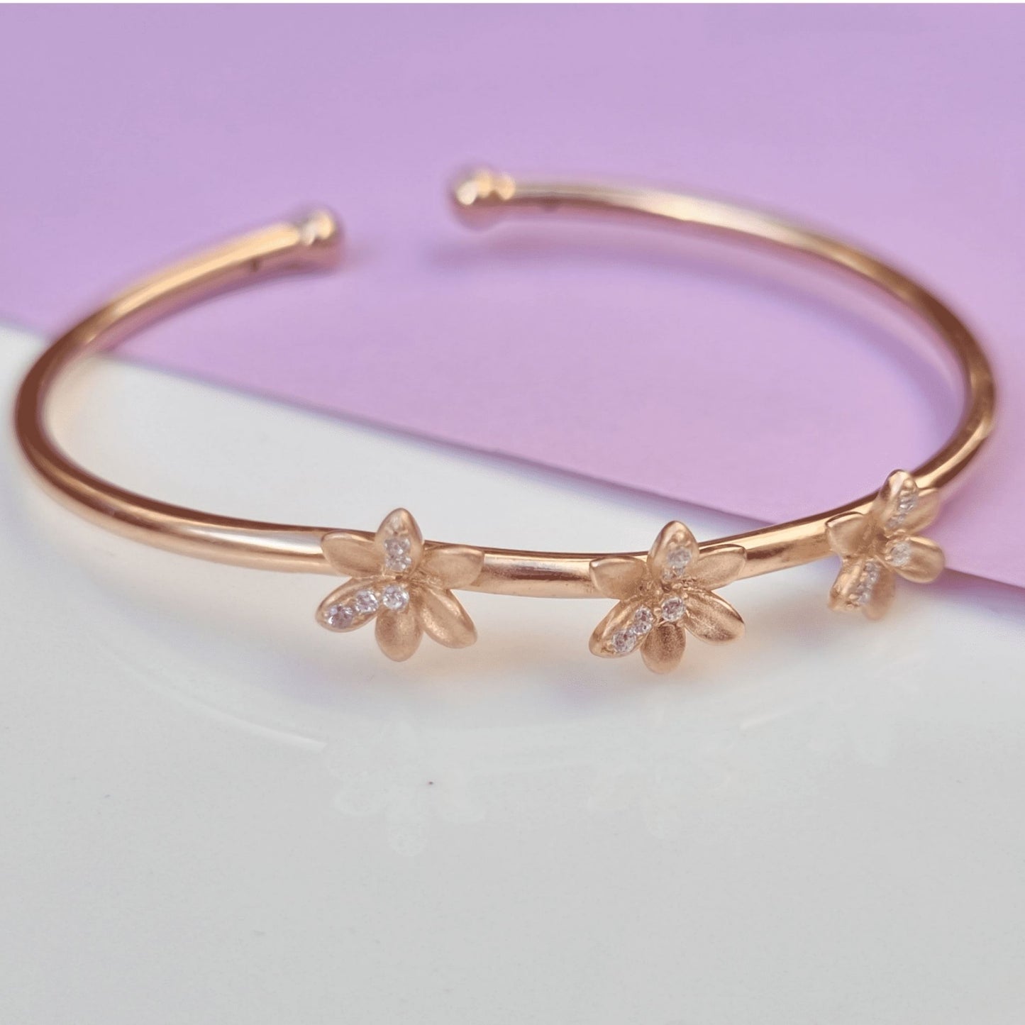 Rose Gold Flower Triplets Bracelet