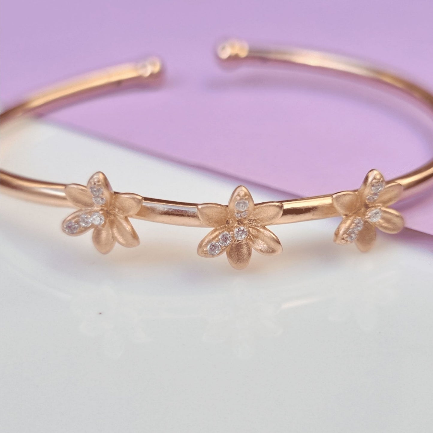 Rose Gold Flower Triplets Bracelet