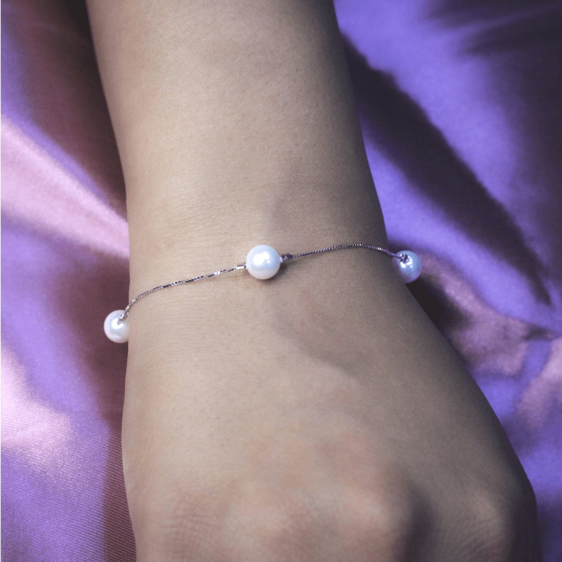 Silver Pearls Adjustable Bracelet